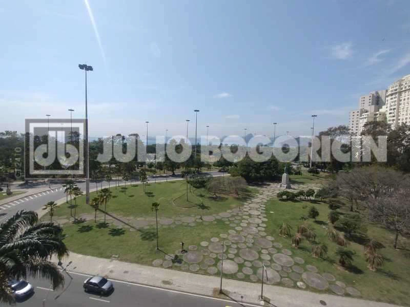 423 m² apartment with 4 bedrooms and 3 en-suites — photo 23
