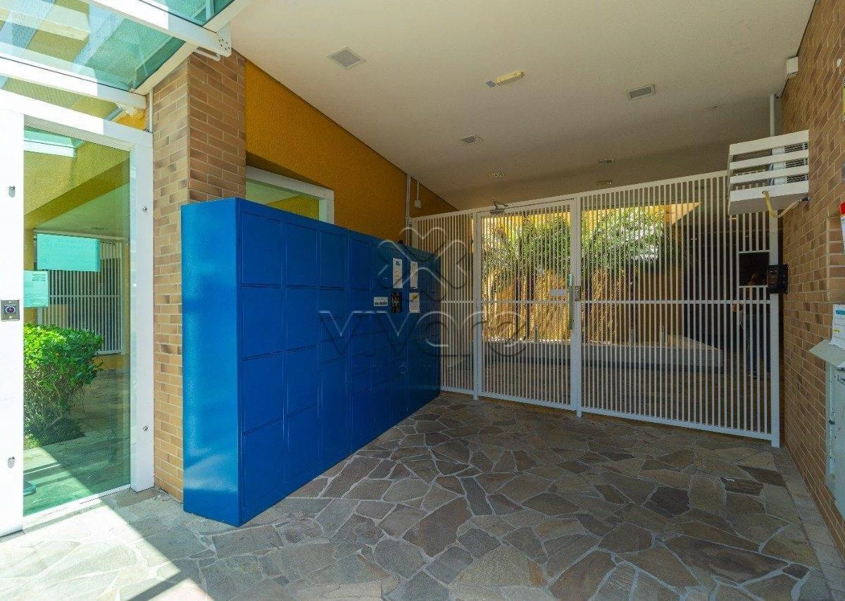 2-bedroom apartment with a washing machine — photo 3