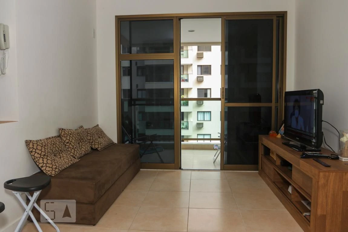 Furnished 2-bedroom apartment with 2 bathrooms and parking — photo 8