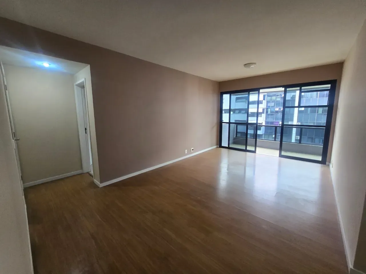 Apartment, 127 m², with a walk-in closet — photo 6