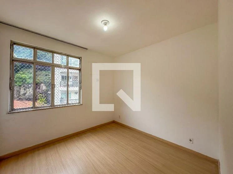 2-bedroom apartment with a mountain view — photo 19