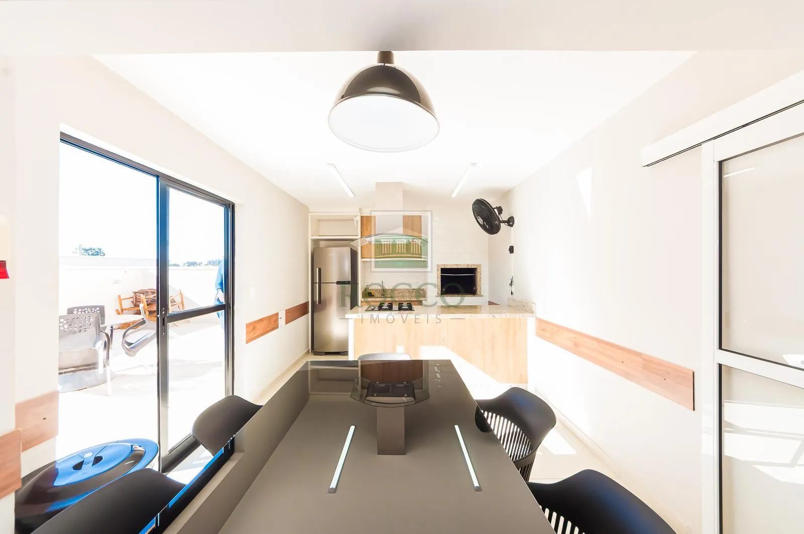 1-bedroom apartment with en-suite and 1 parking space — photo 22