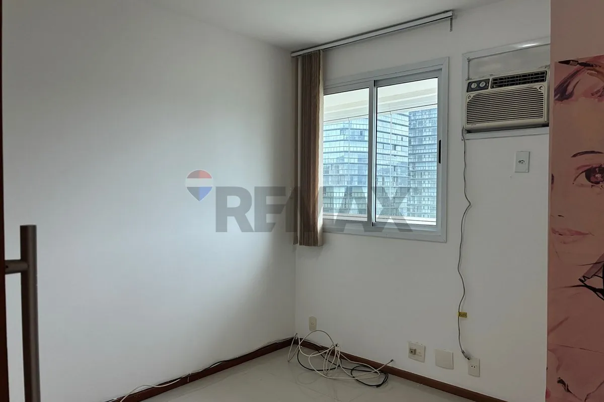 Квартира 90 м² із заскленим балконом та видом на гори — photo 38