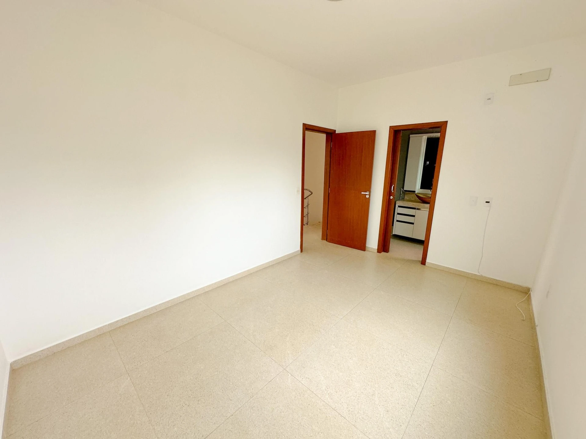 Garden in a 4-bedroom house, 194 m² — photo 39