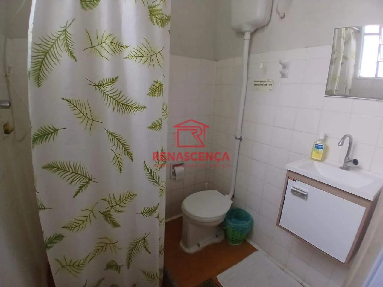 Casa de 209 m² com banheira e jardim — photo 13