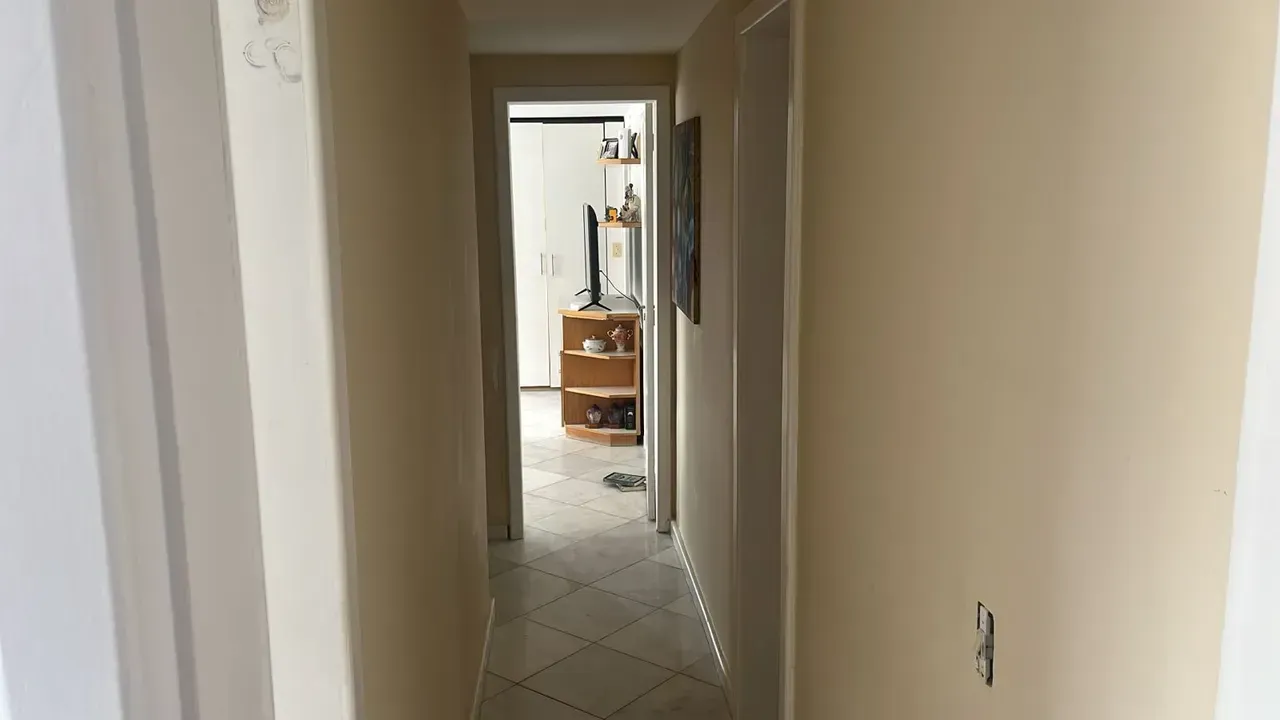 5-bedroom apartment with a water view — photo 12