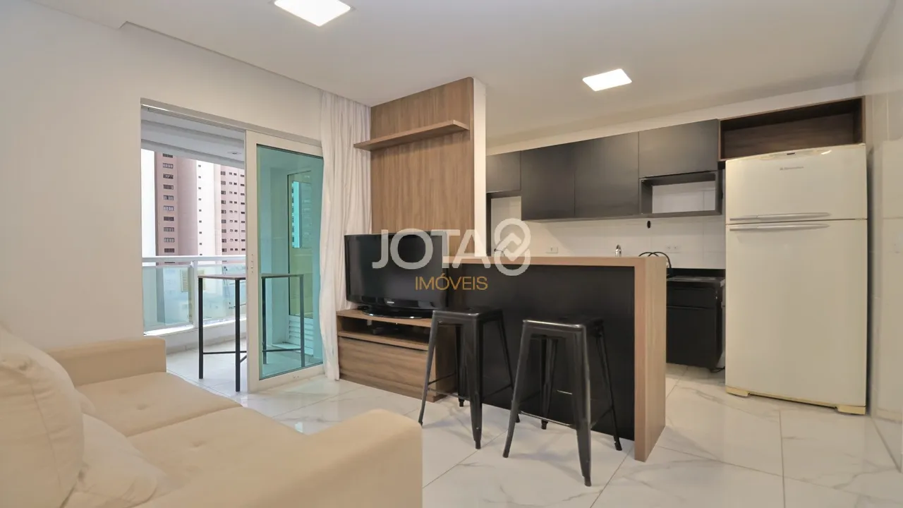 1-bedroom apartment with 66 m² and a balcony — photo 2
