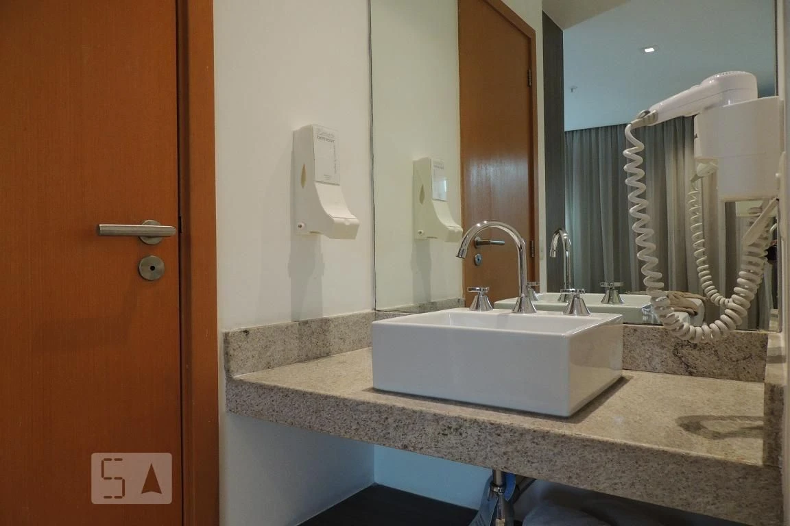 1-bedroom unfurnished apartment with en-suite bath — photo 28