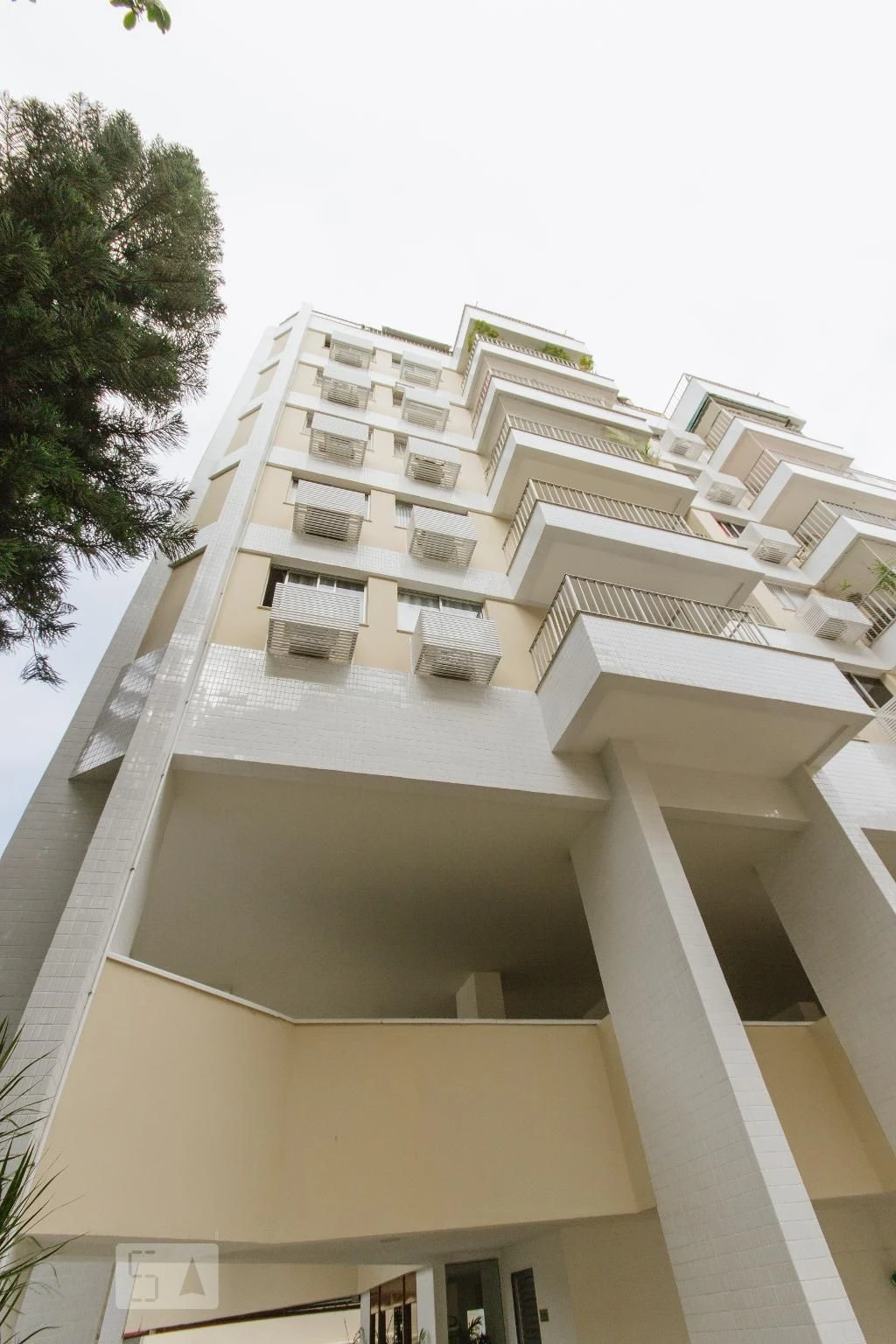Mountain view in a 3-bedroom apartment, 149 m² — photo 62