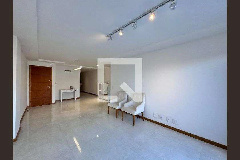 Rental penthouse with 3 en-suite bedrooms and 306 m² — photo 15