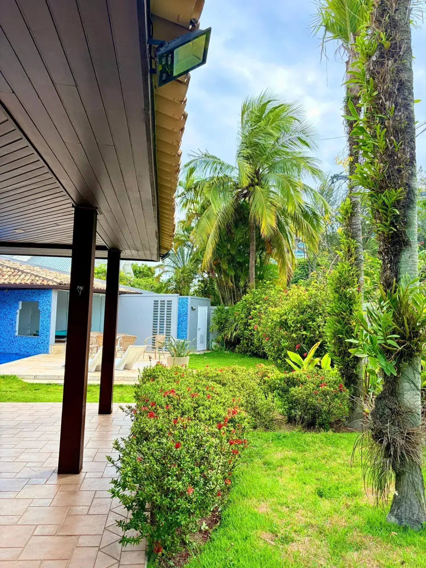 Casa com 5 quartos e 5 banheiros e varanda envidraçada — photo 12
