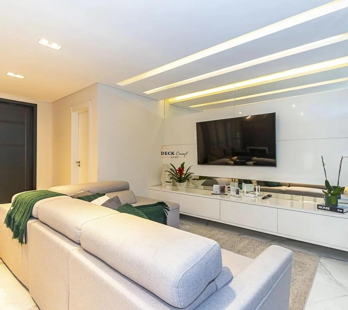 Furnished 356 m² house with 3 bedrooms and open-plan kitchen — photo 37