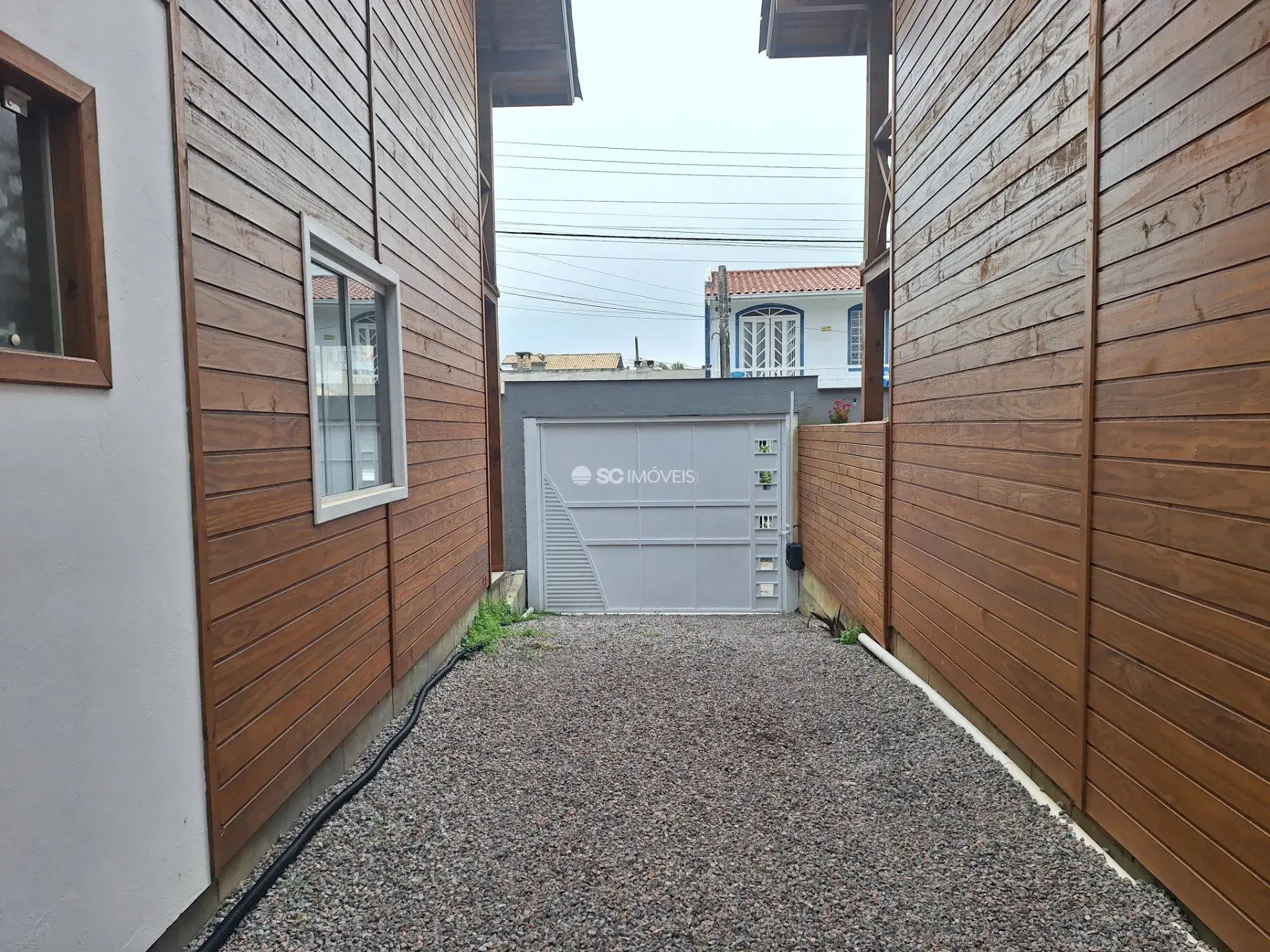 Townhouse with 2 bedrooms, balcony and private garden — photo 23