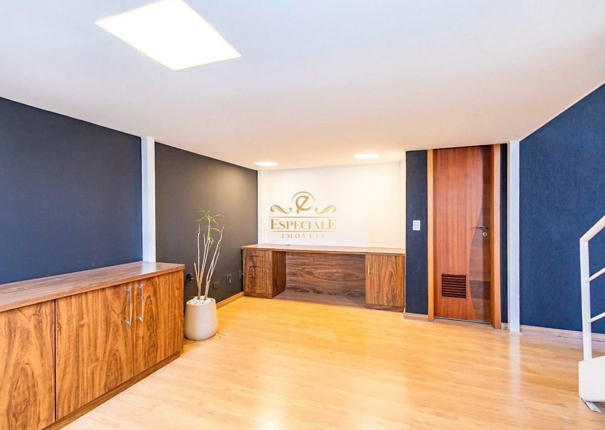 One-bedroom apartment in a building with a gym — photo 25
