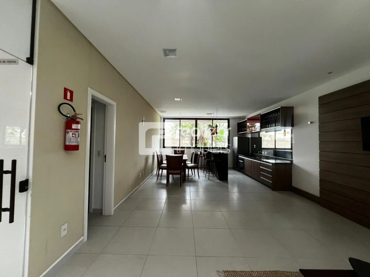 Furnished apartment, 105 m², with a washing machine — photo 9