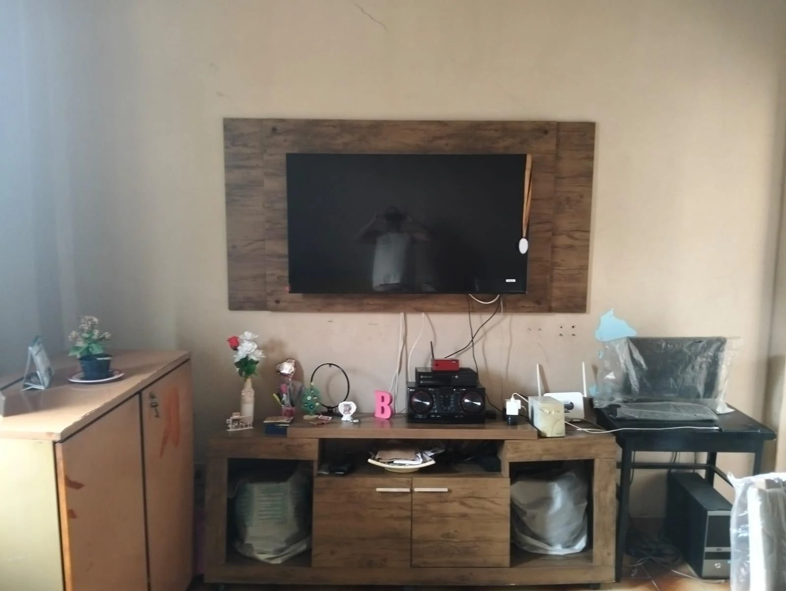 Furnished 1-bedroom apartment with 1 bathroom, no parking