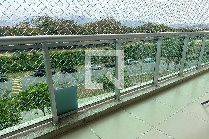 Furnished 2-bedroom apartment with balcony — photo 14
