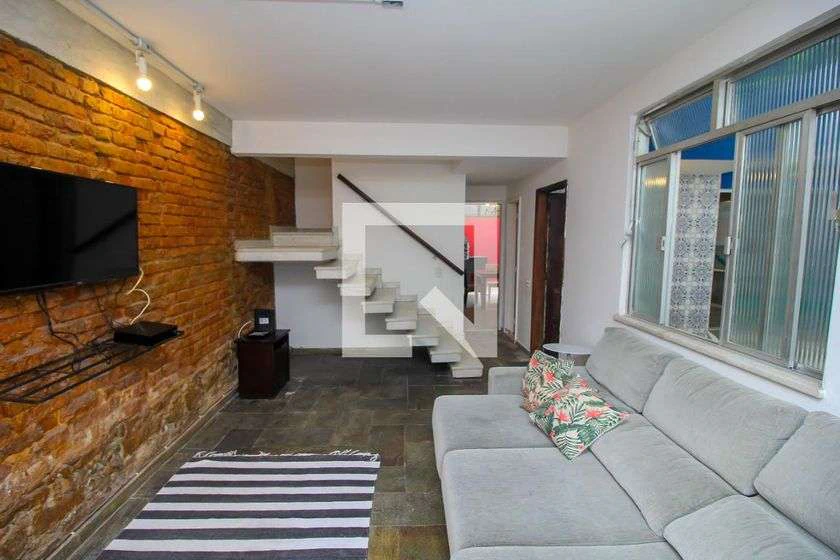 300 m² house with 4 bedrooms and a gas stove — photo 7