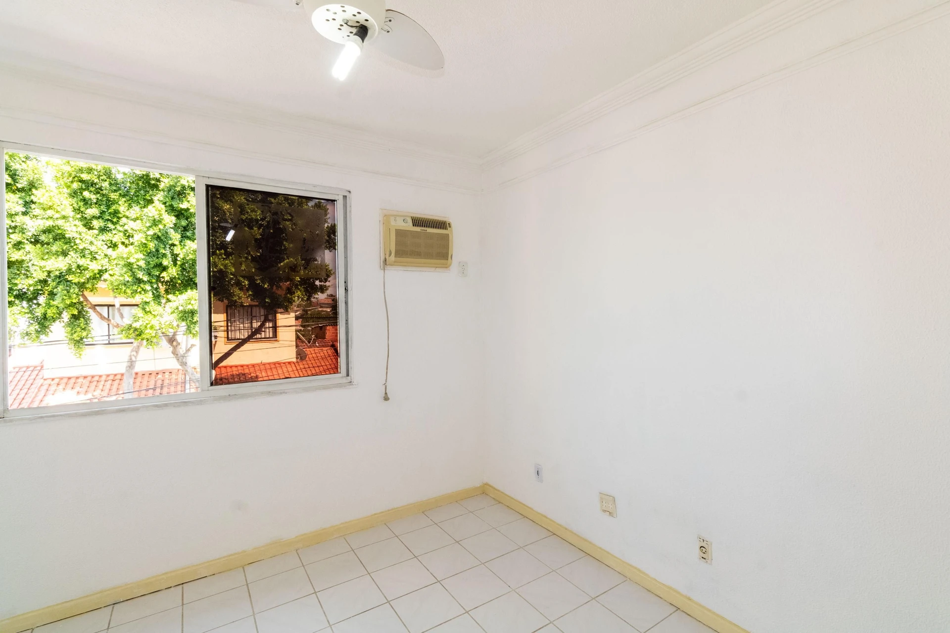 Casa sem mobília com 3 quartos e animais permitidos — photo 14