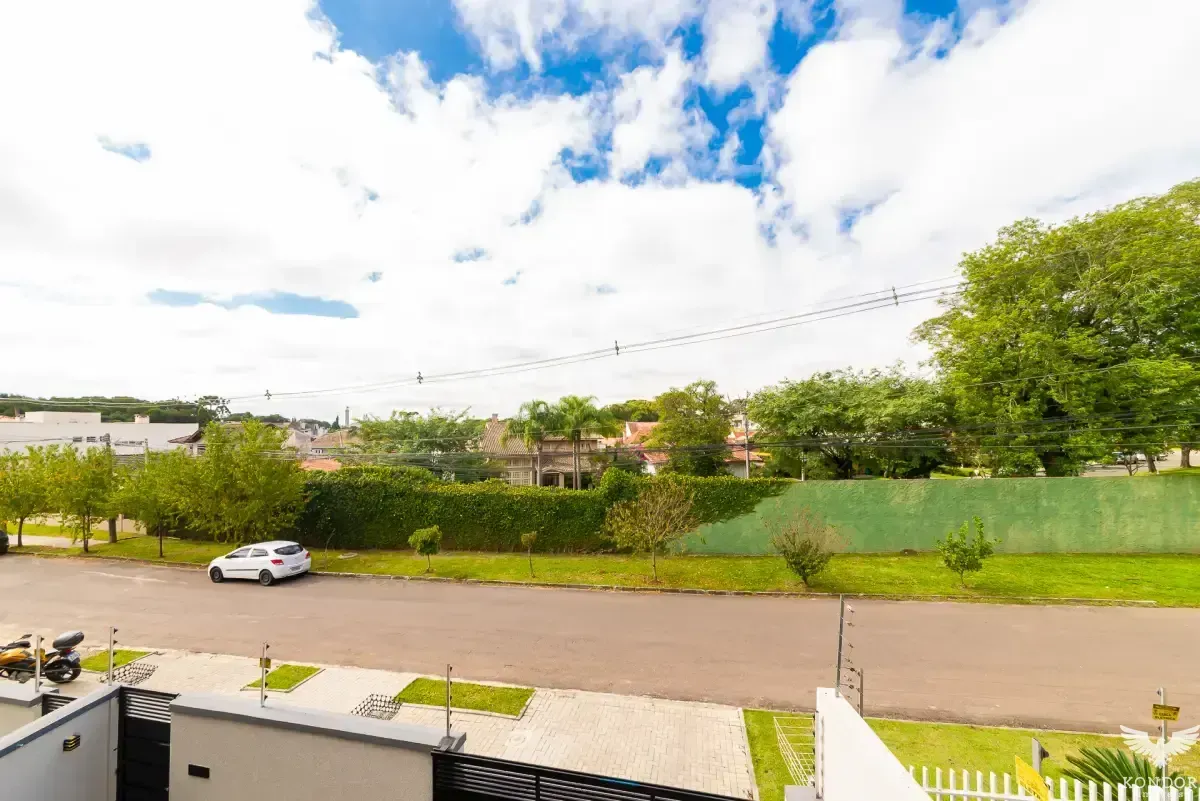 Two-story house with 230 m² and 3 bedrooms, 1 suite — photo 65