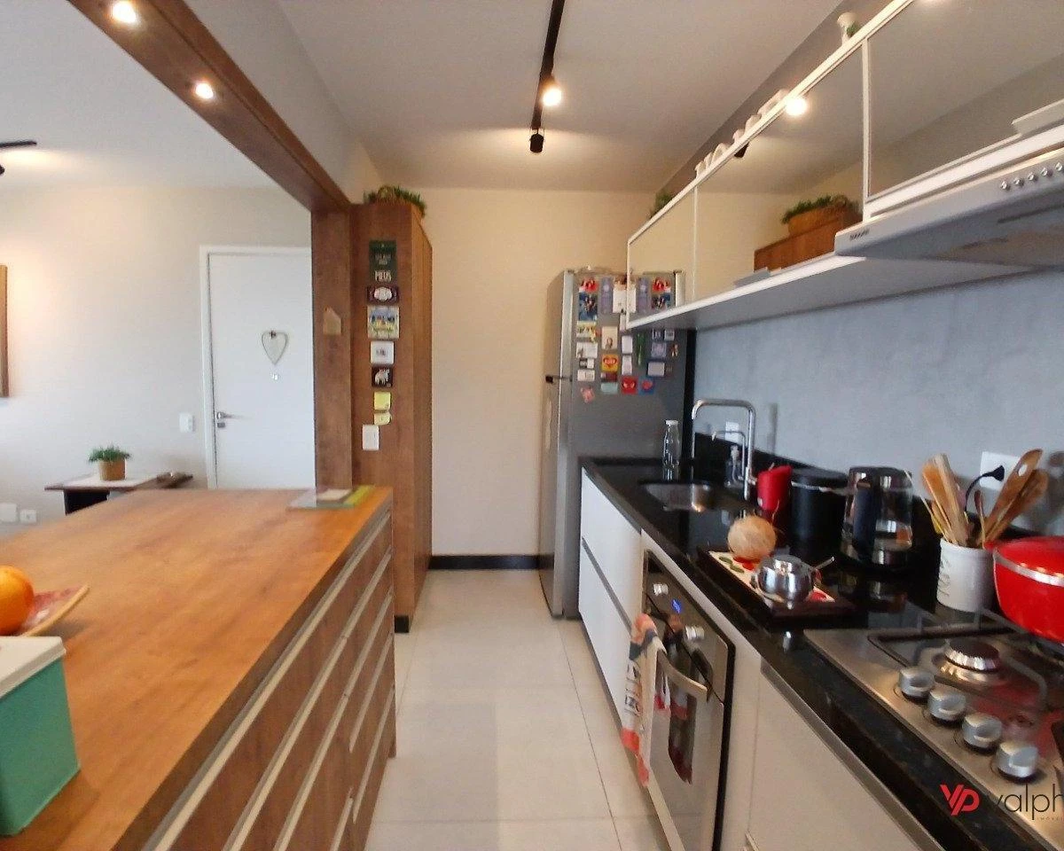 2-bedroom apartment with a washing machine — photo 34