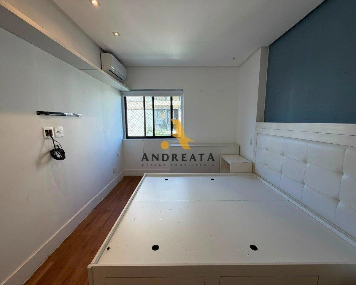 Unfurnished 4-bedroom apartment with 4 bathrooms — photo 23