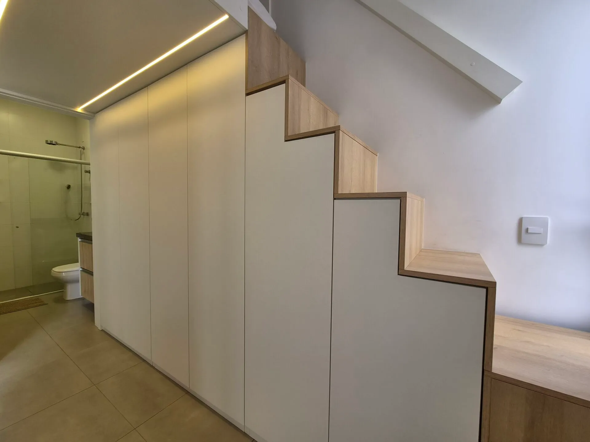 42 m² loft with mezzanine, 1 parking spot and 1 bedroom — photo 32
