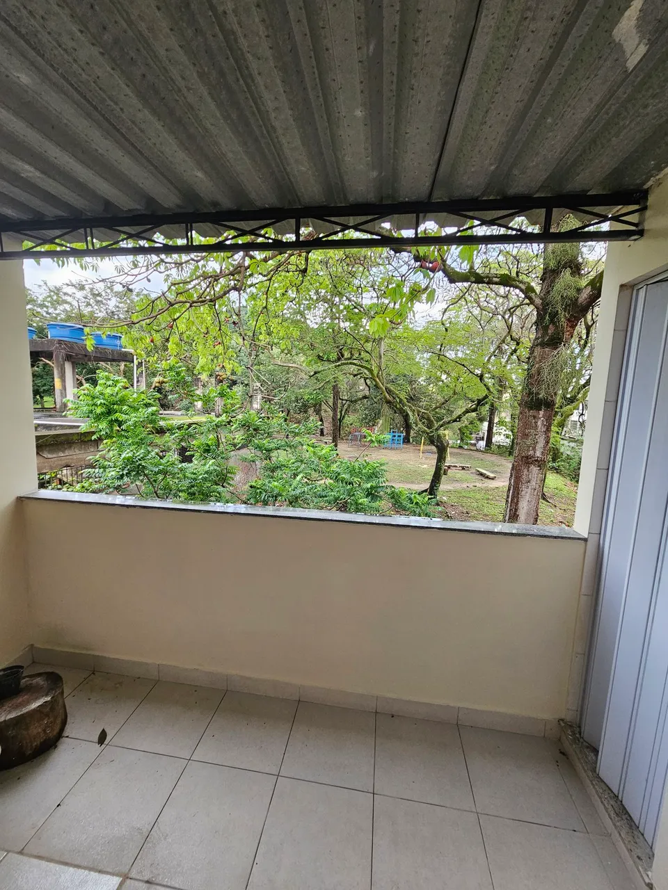 Unfurnished house with 2 bedrooms and 3 bathrooms — photo 17