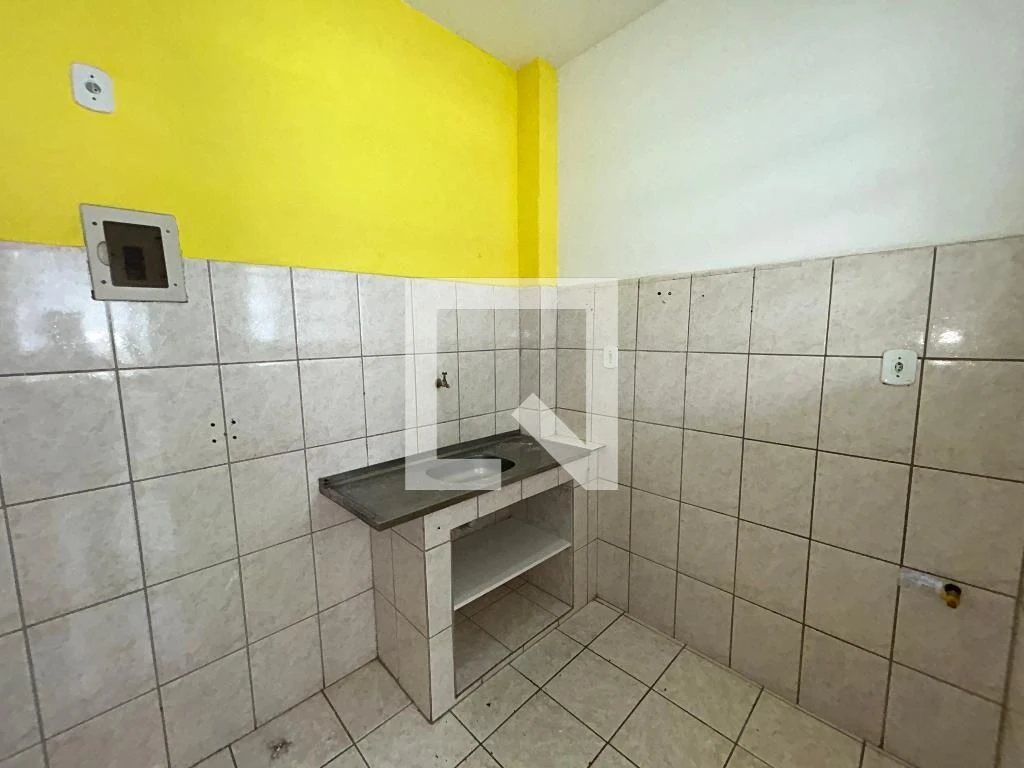 House with no parking, 2 bedrooms and 1 bathroom — photo 8