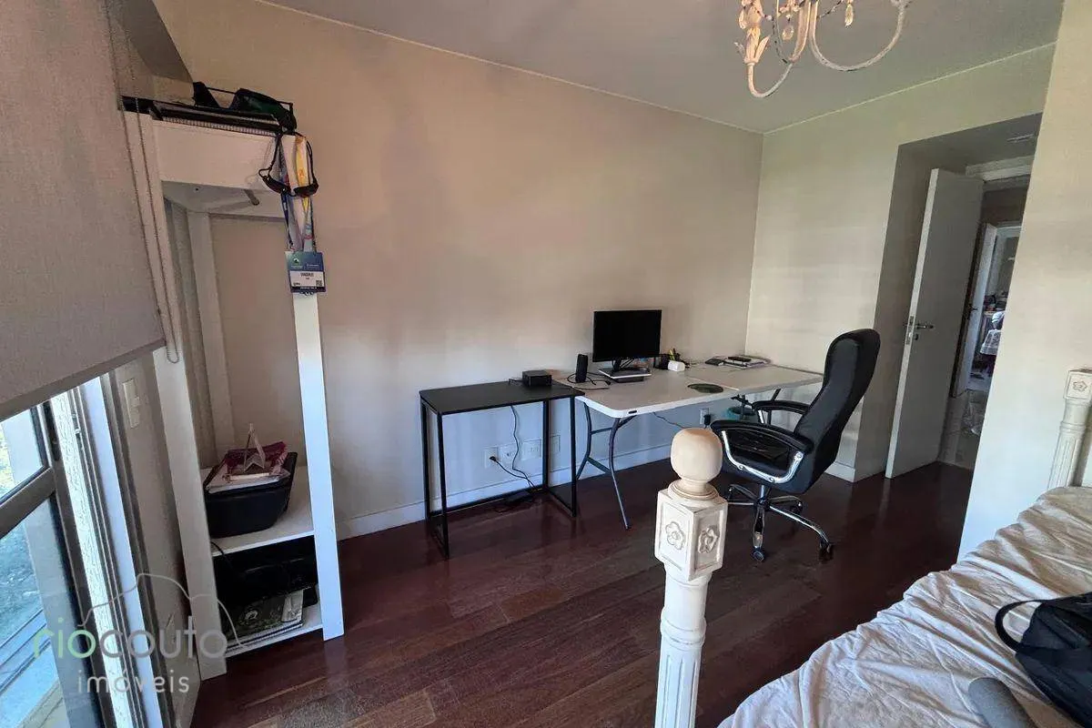 Furnished apartment with 4 bedrooms and balcony grill — photo 34