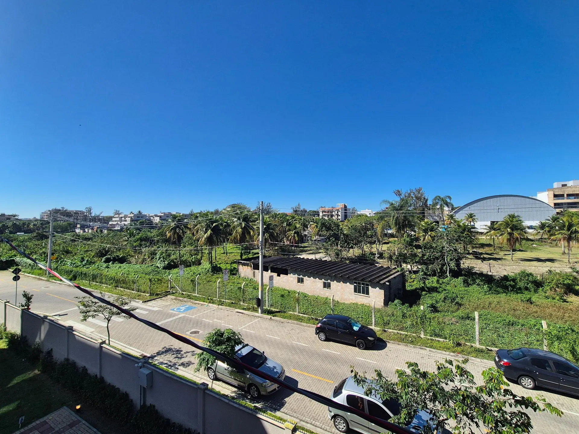 Apartamento com 3 quartos, 2 banheiros e varanda — photo 6