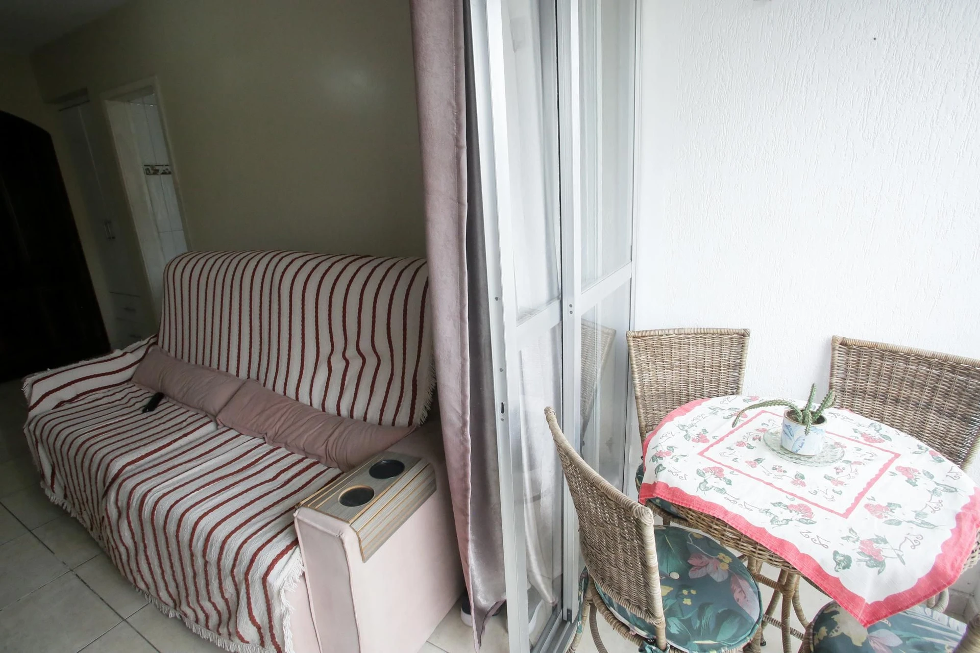 Apartamento mobiliado com 2 quartos e varanda — photo 16