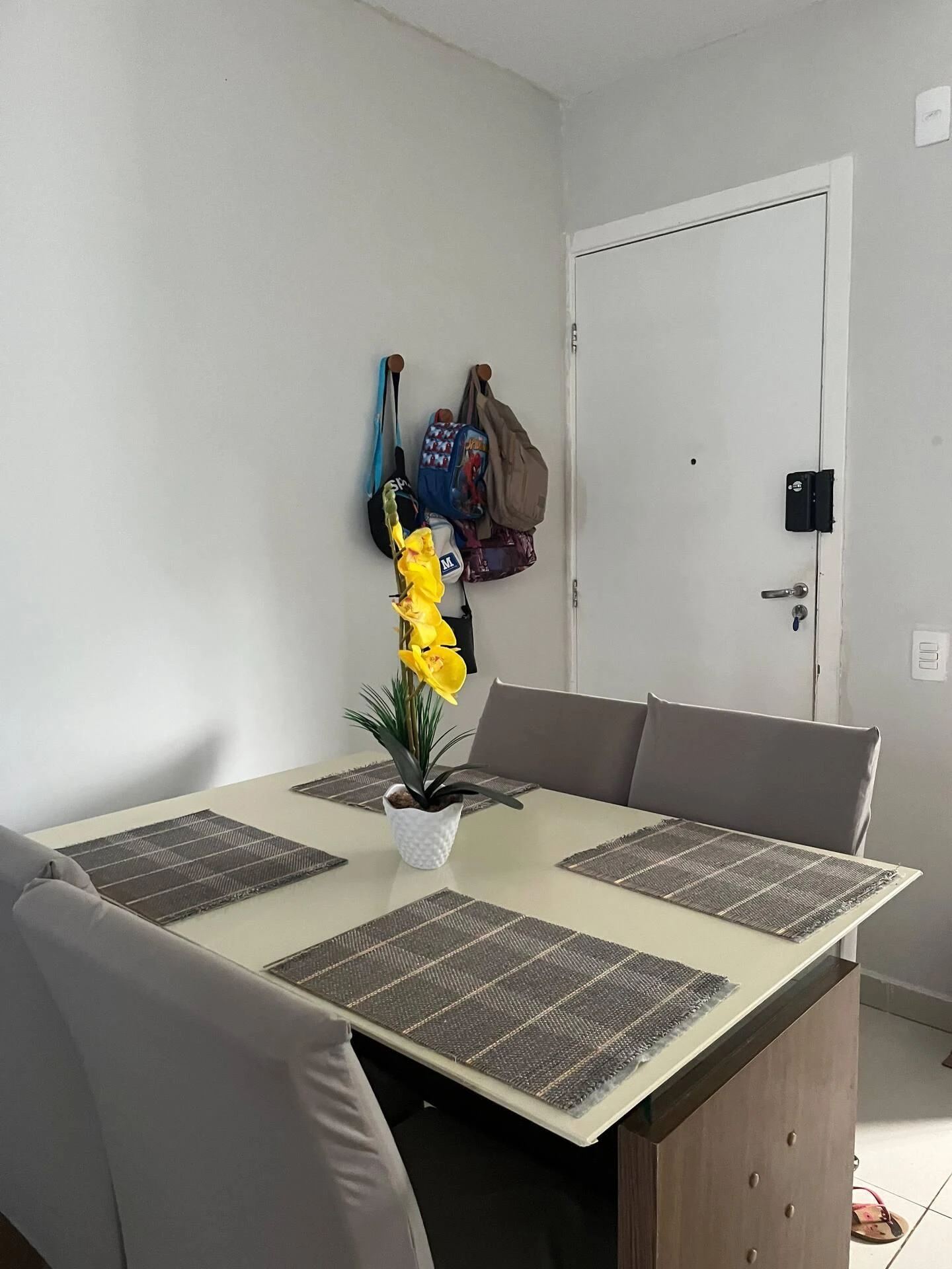 Furnished 2-bedroom apartment with a gas kitchen — photo 16