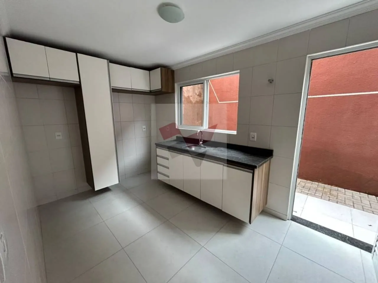 3-bedroom house, 1 with its own bathroom, 150 m², Curitiba — photo 2