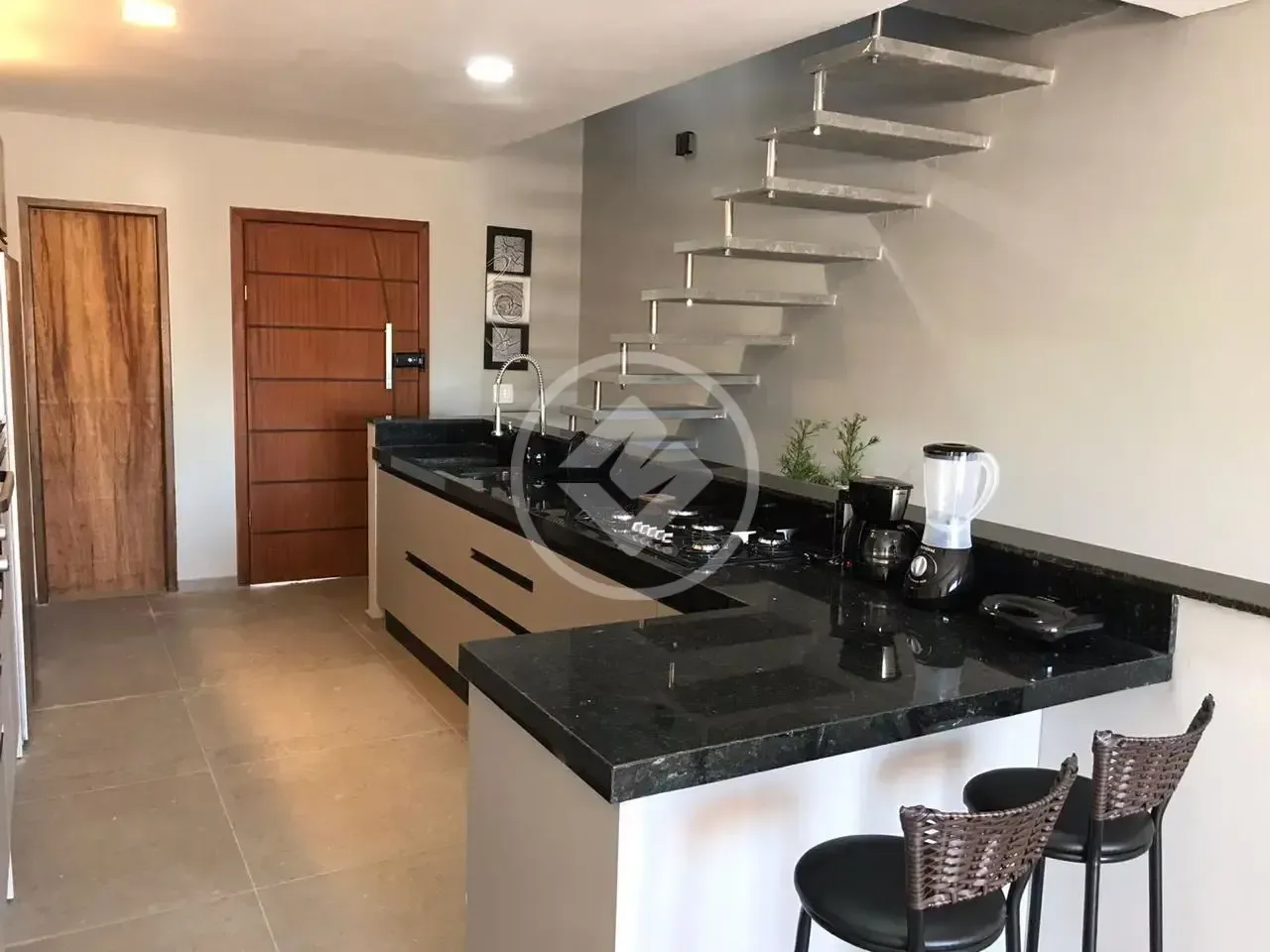 Меблированный дом 300 м² с 3 спальнями и 2 парковками — photo 14