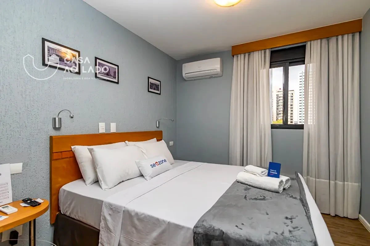 Furnished studio, 25 m², with wood or laminate floors