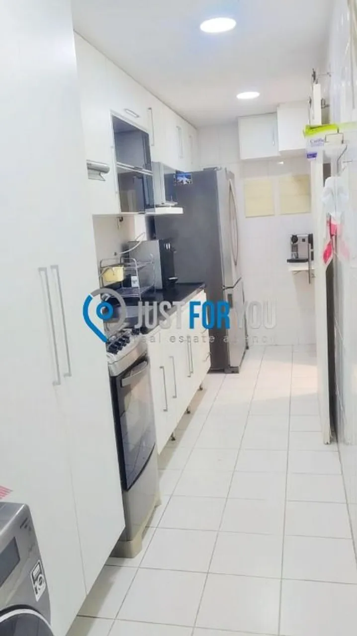 Furnished apartment with 2 bedrooms and 3 bathrooms — photo 6