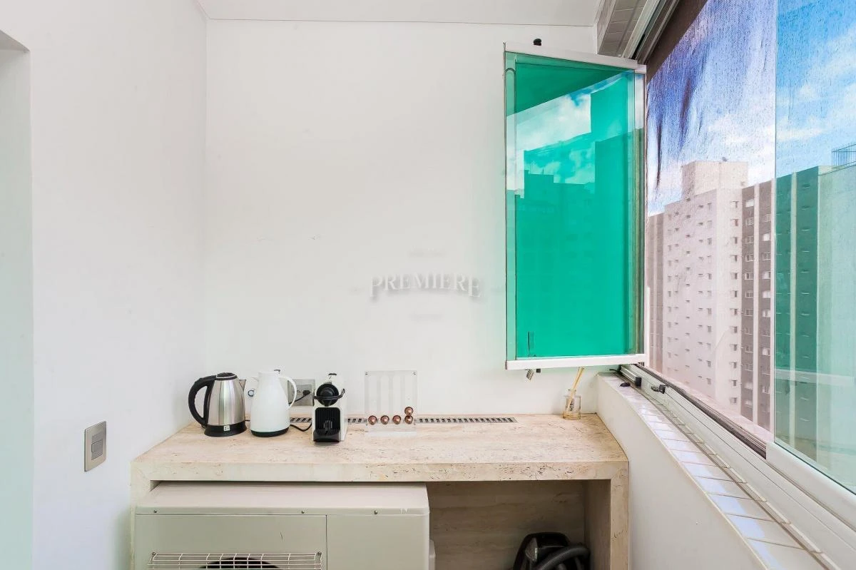 112 m² apartment with a bathtub and floor-to-ceiling windows — photo 32