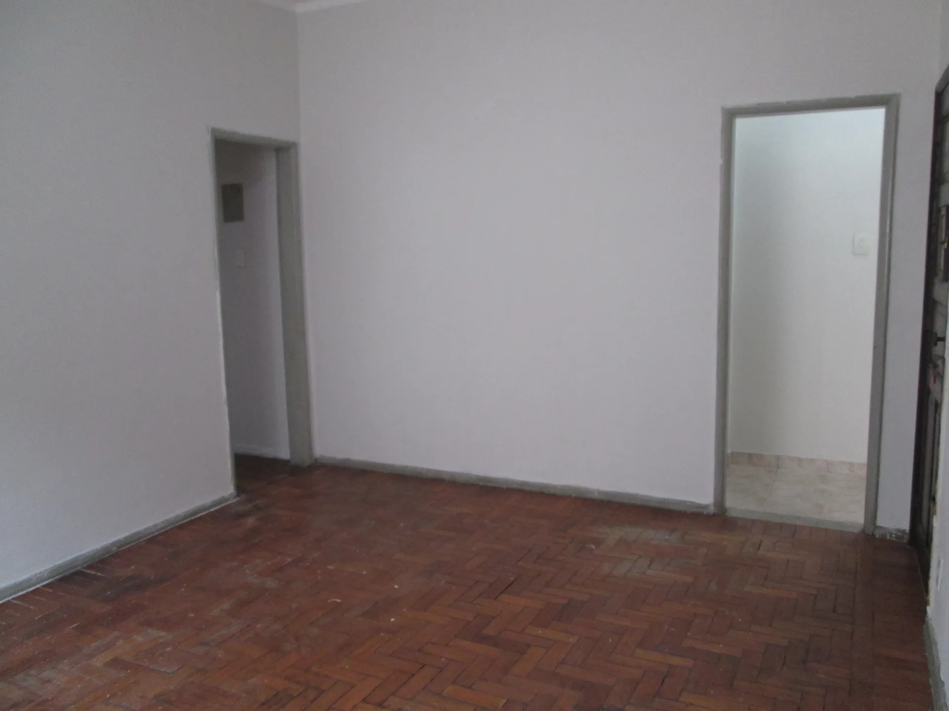 Apartment, 74 m², with wood or laminate floors — photo 12