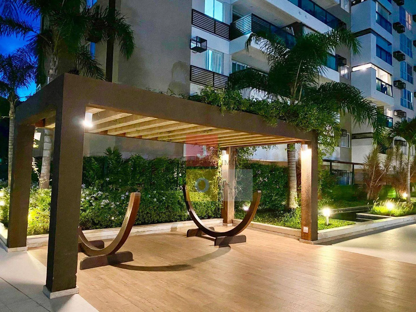 2-bedroom apartment with 2 bathrooms, 72 m² — photo 45