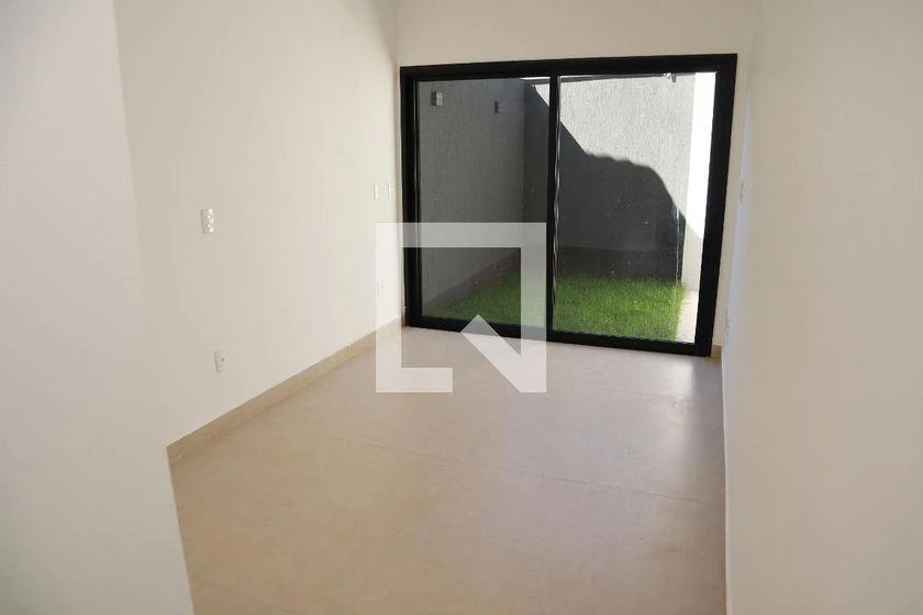 4-bedroom house with a mountain view in Rio de Janeiro — photo 39