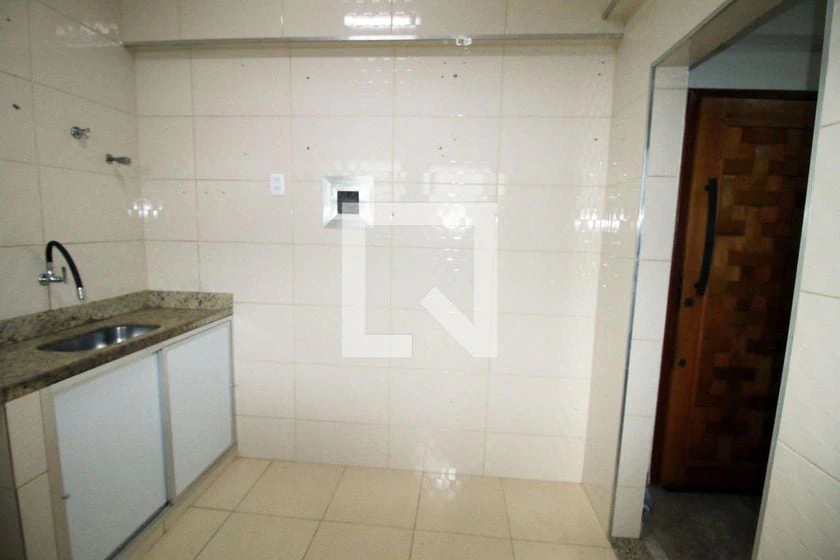 Apartamento de 2 quartos com área de lavanderia (60 m²) — photo 10