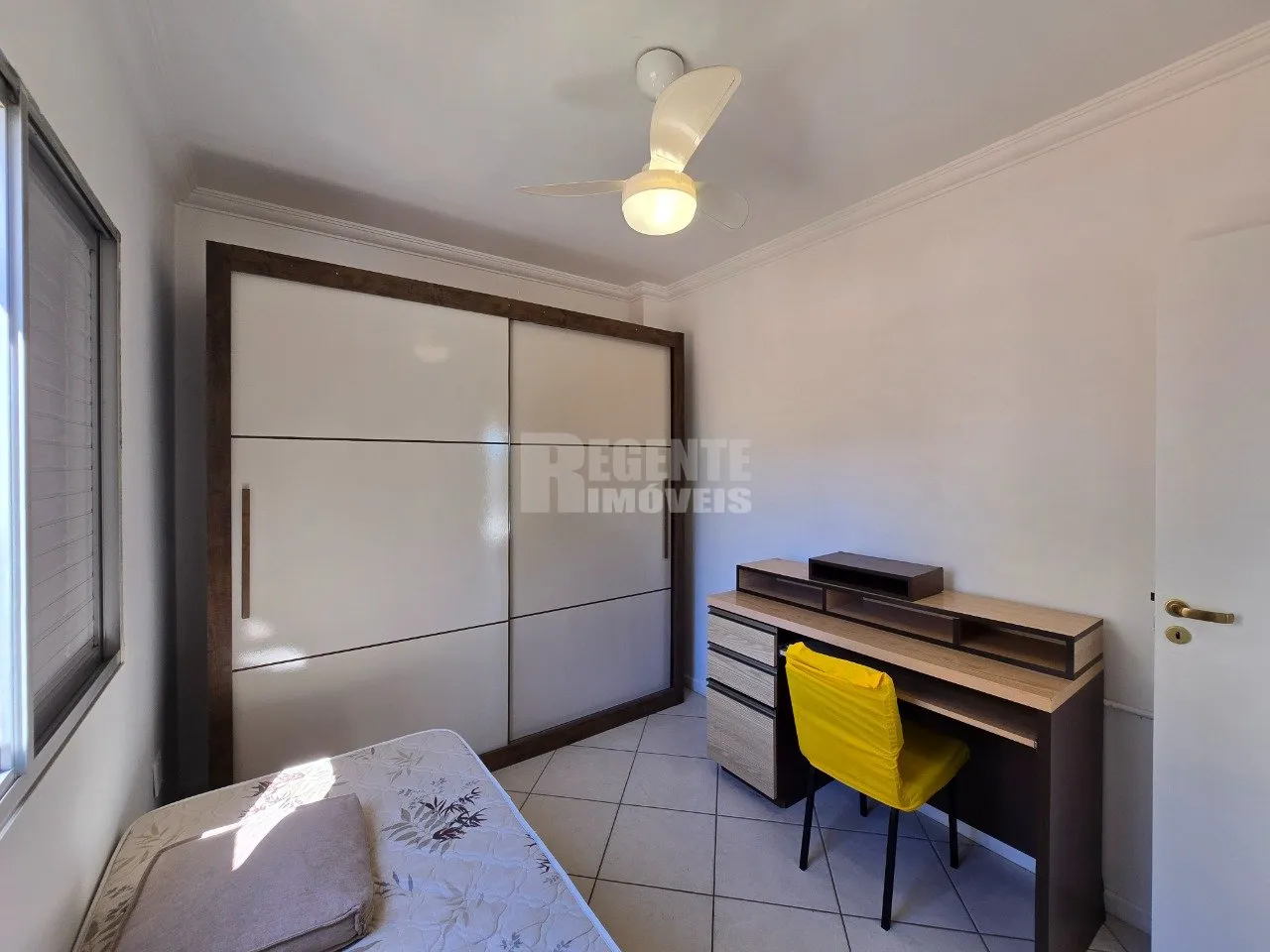 Apartamento de 2 dormitorios de 85 m² con barbacoa — photo 20