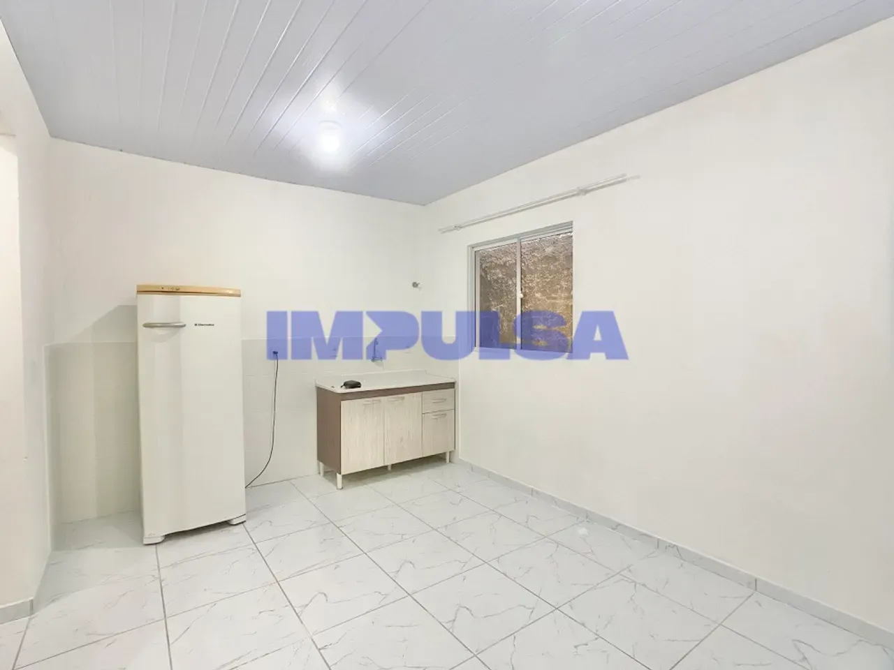 Студия с собственной ванной и душем в стекле — photo 3