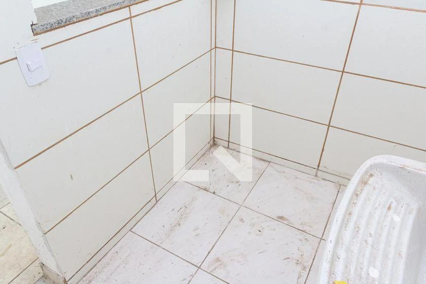 38 m² unfurnished studio with private garden and 1 parking — photo 40