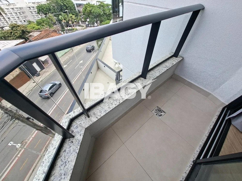Studio with a glassed-in balcony and open-plan kitchen — photo 110