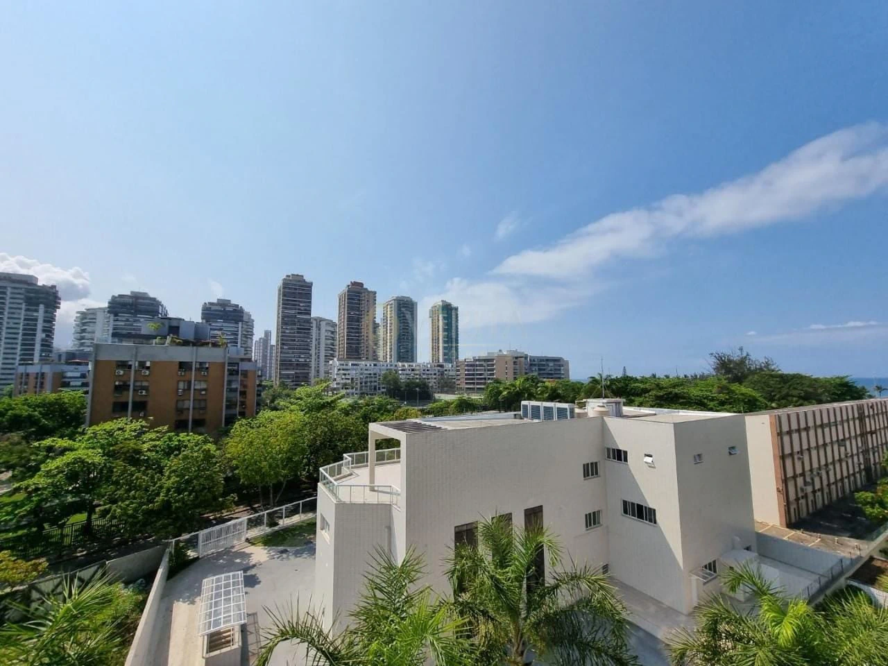 127 m² apartment with 3 bedrooms and 2 parking spaces — photo 13