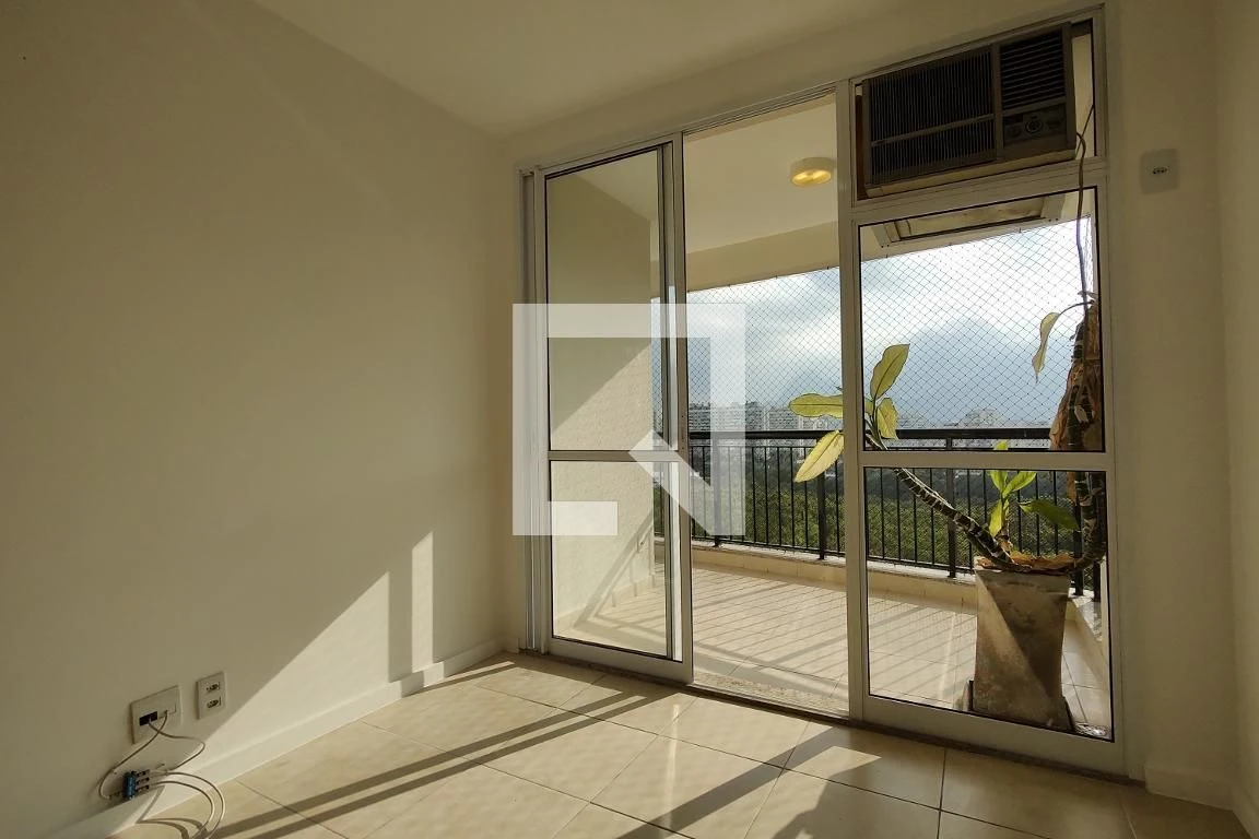 Apartamento, 70 m², com janelas do piso ao teto — photo 23
