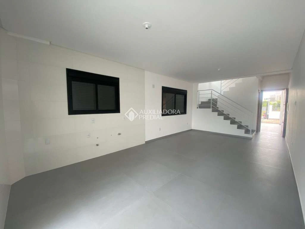 House with 3 en-suite bedrooms and a private garden — photo 3