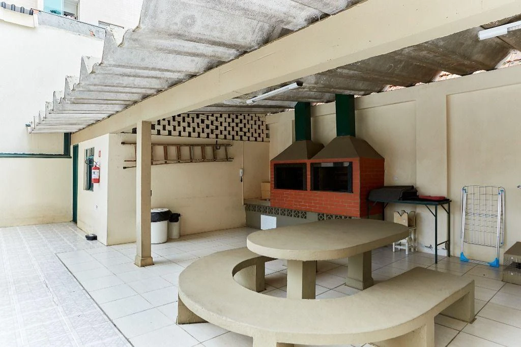 Балкон з грилем та 1 спальня: квартира 30 м² — photo 16